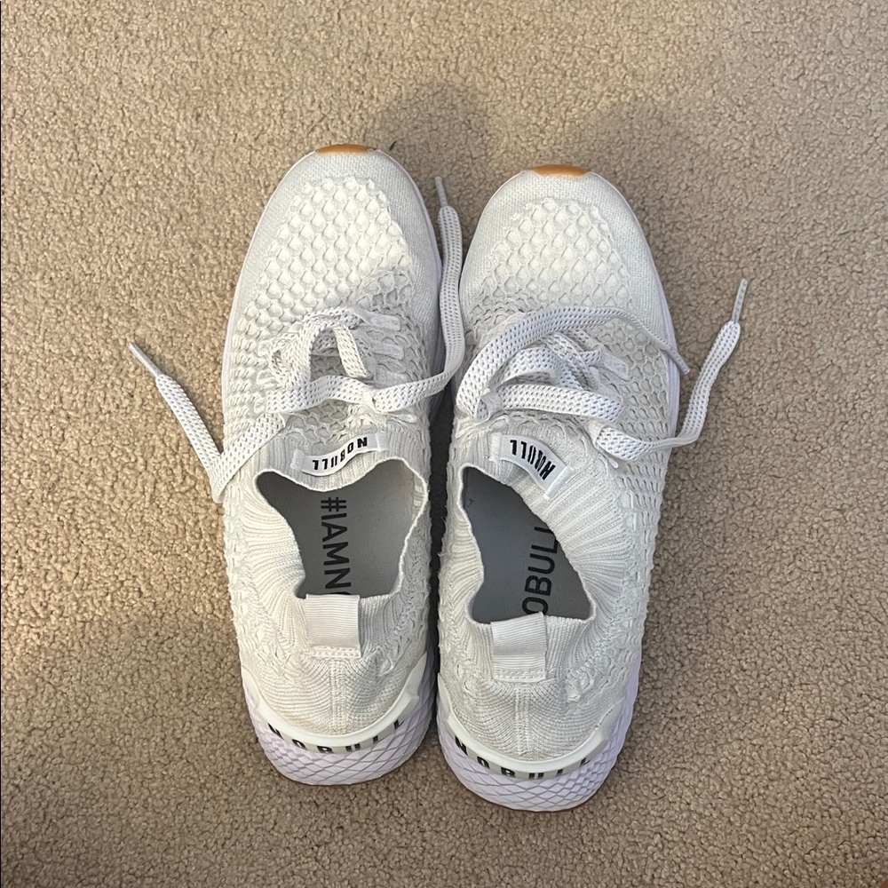 NOBULL Men's Light Gray Knit Athletic Shoes - Picture 2 of 5